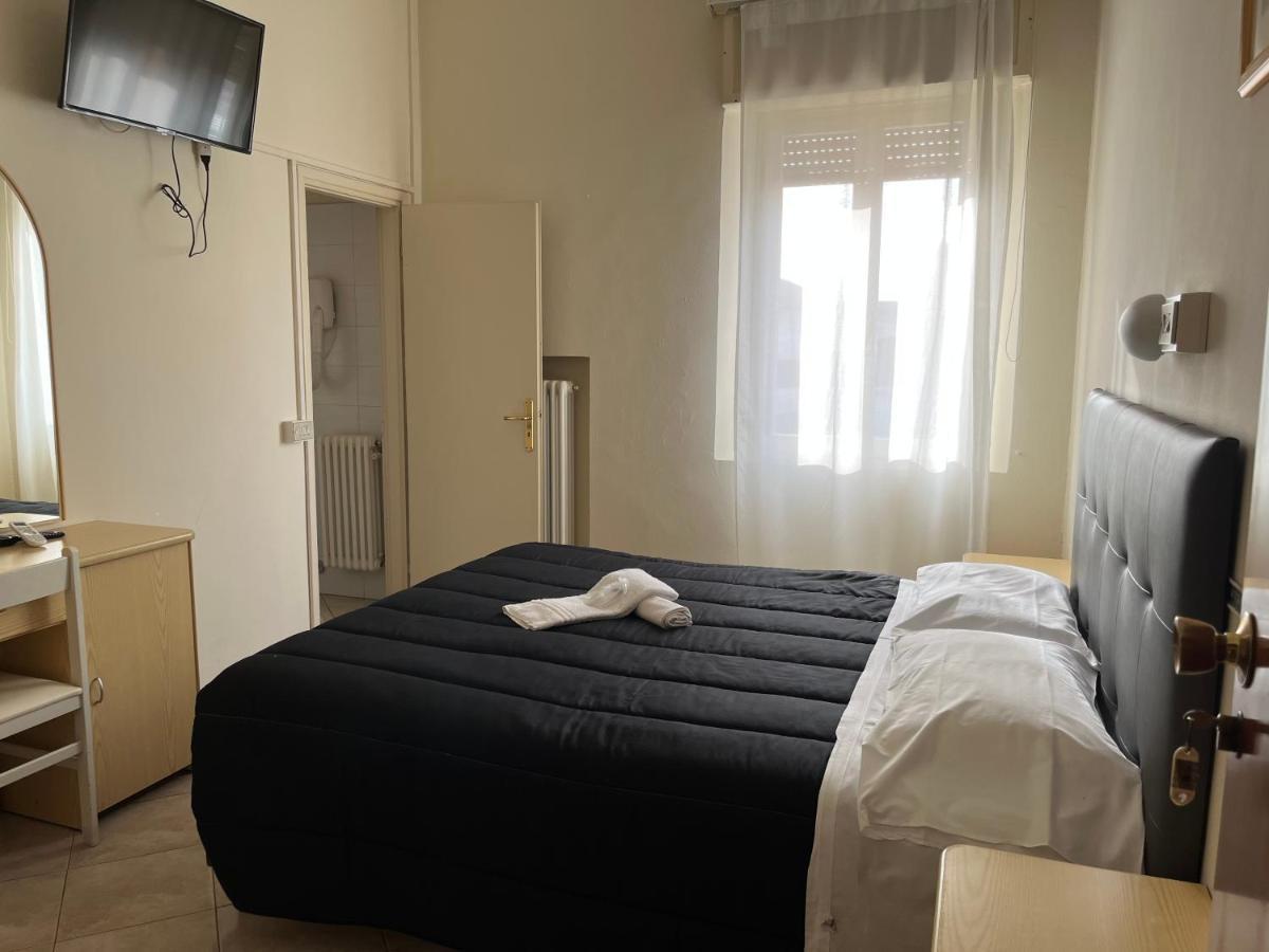 R&B Hotel Alfonsine Екстер'єр фото